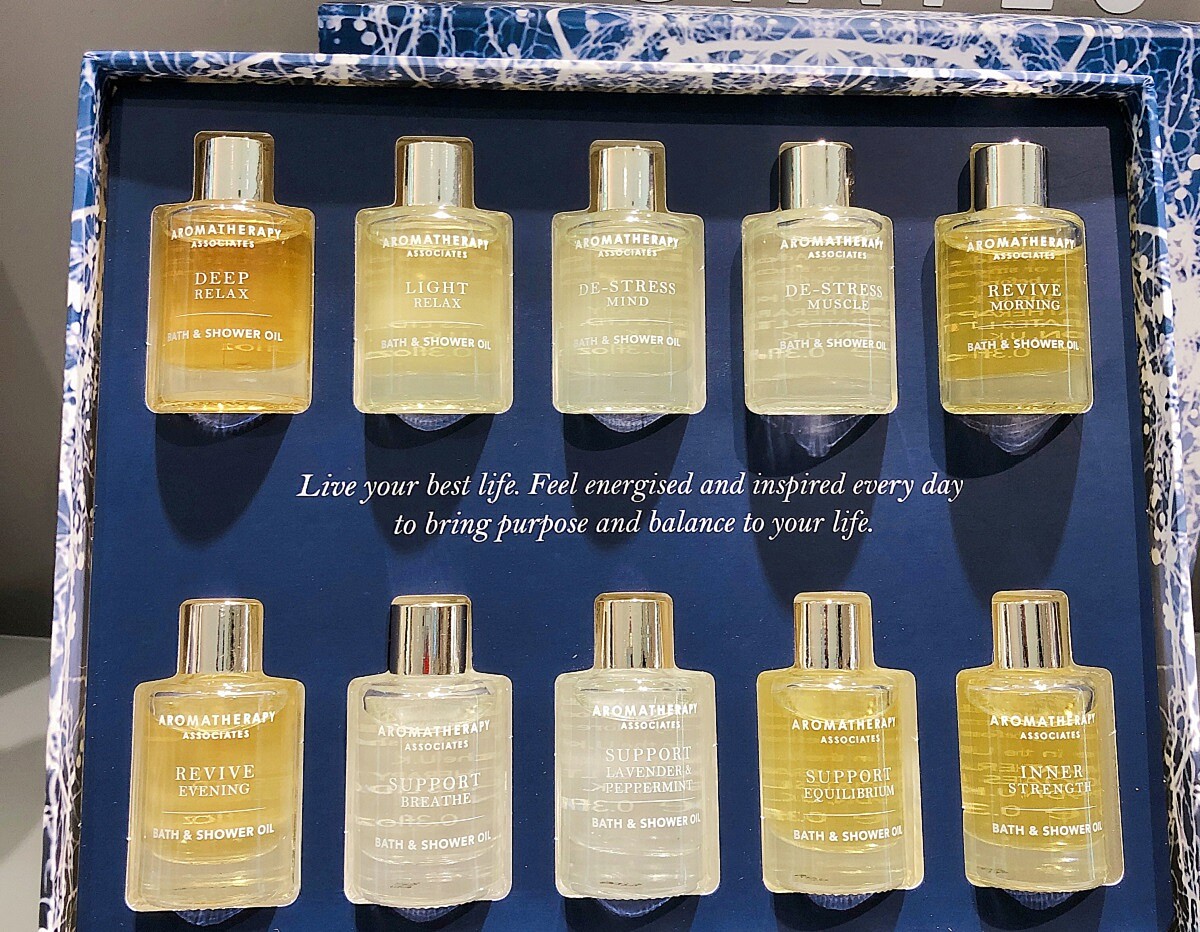 英國皇室御用品牌Aromatherapy Associates-經典沐浴油組「璀璨身心芳療禮盒」