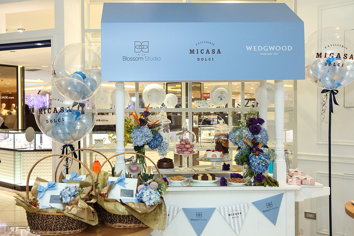 2019開春最浪漫、最矚目的聯名時尚「花見幸福」限量禮盒，你的超犯規夢幻新年送禮選就是”它”了！