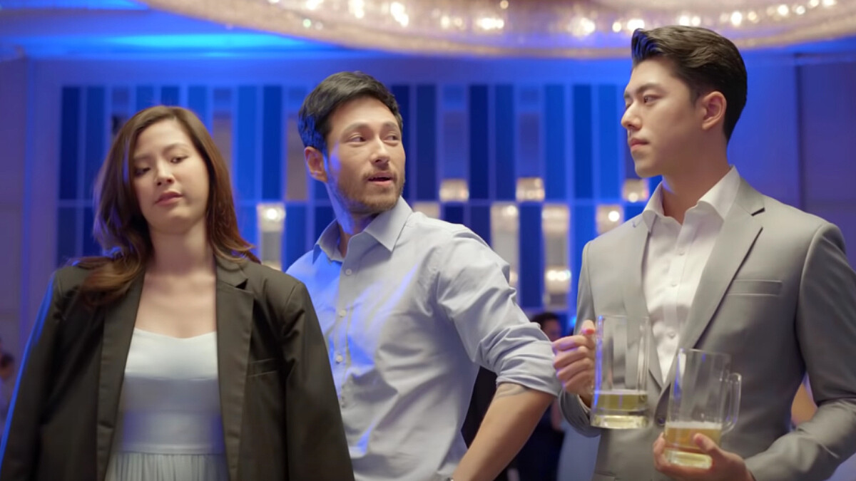 「初戀那件小事」女主角平采娜主演！《模犯生》原班製作團隊，2019必看泰國爆笑愛情喜劇《限時好友》