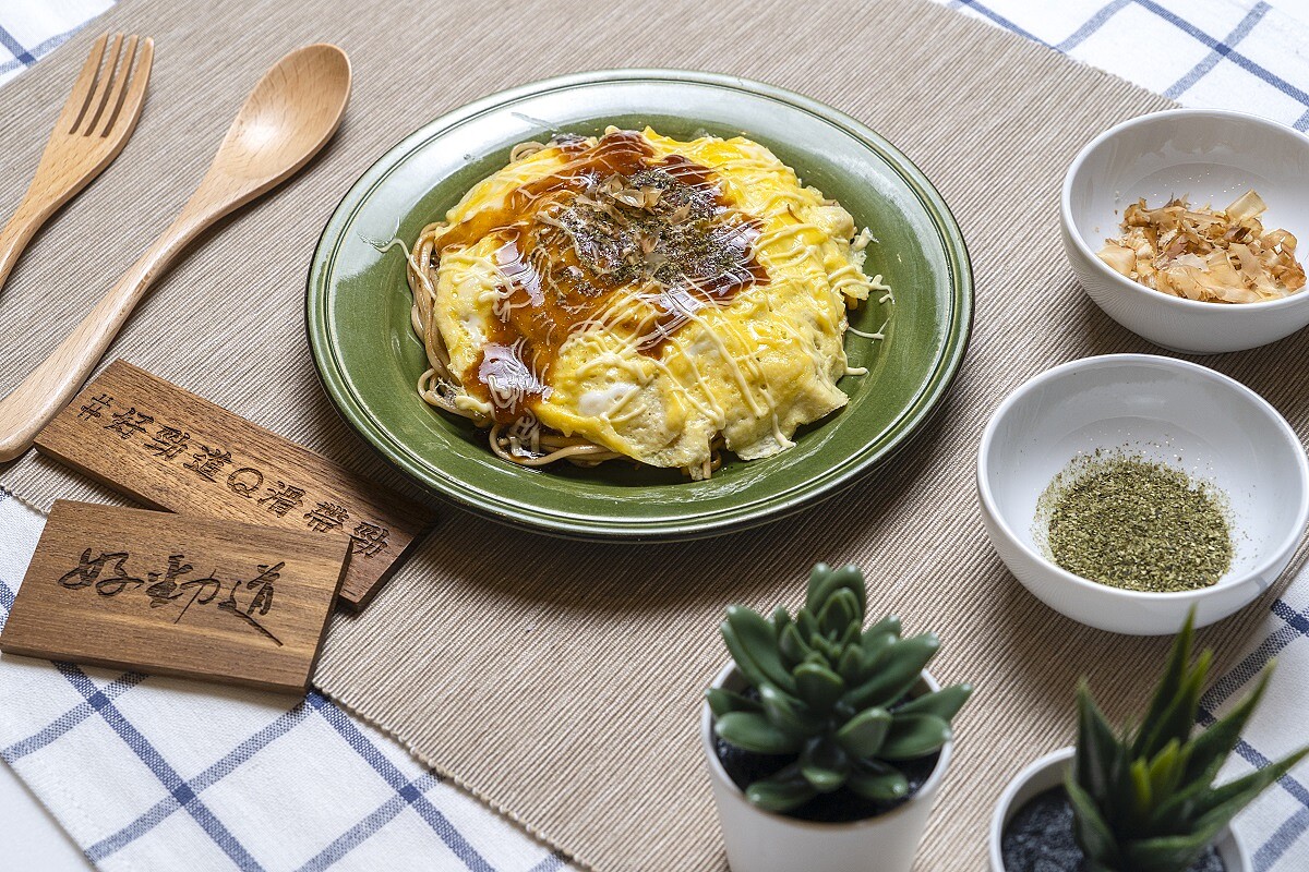 好勁道千羽拉麵-日式屋台風蛋包炒麵