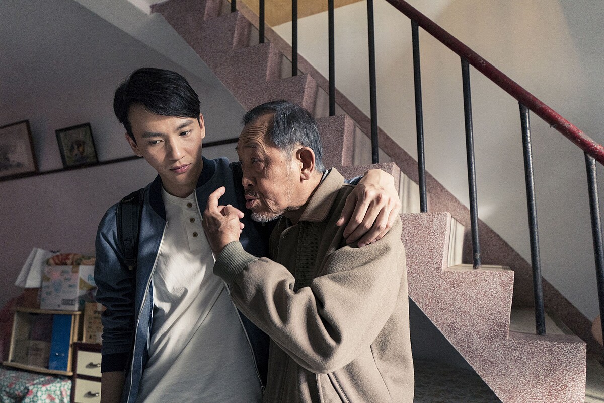 曹晏豪自認逗老人有一套