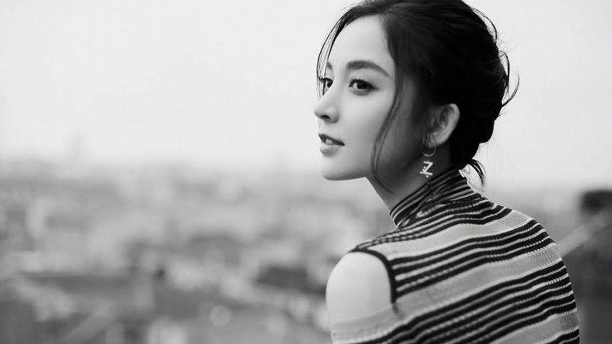 跌落神壇、各種被黑到重新爬起！古力娜扎的暗黑女神之路