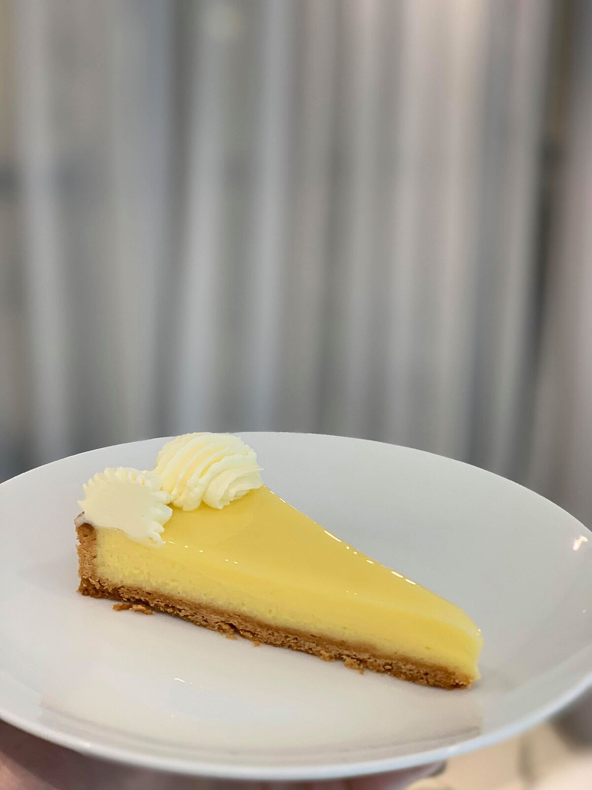 檸檬塔單片260元，九吋2,600元