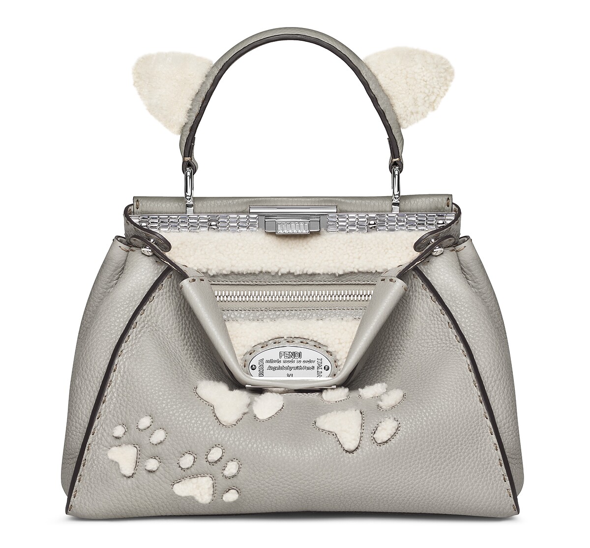 Angelababy的設計。