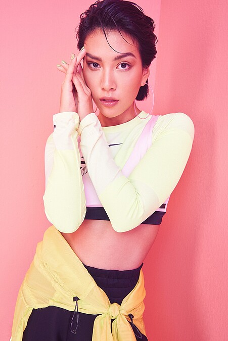 Go Big or Go Home！跟著莫莉一起挑戰時尚巔峰！