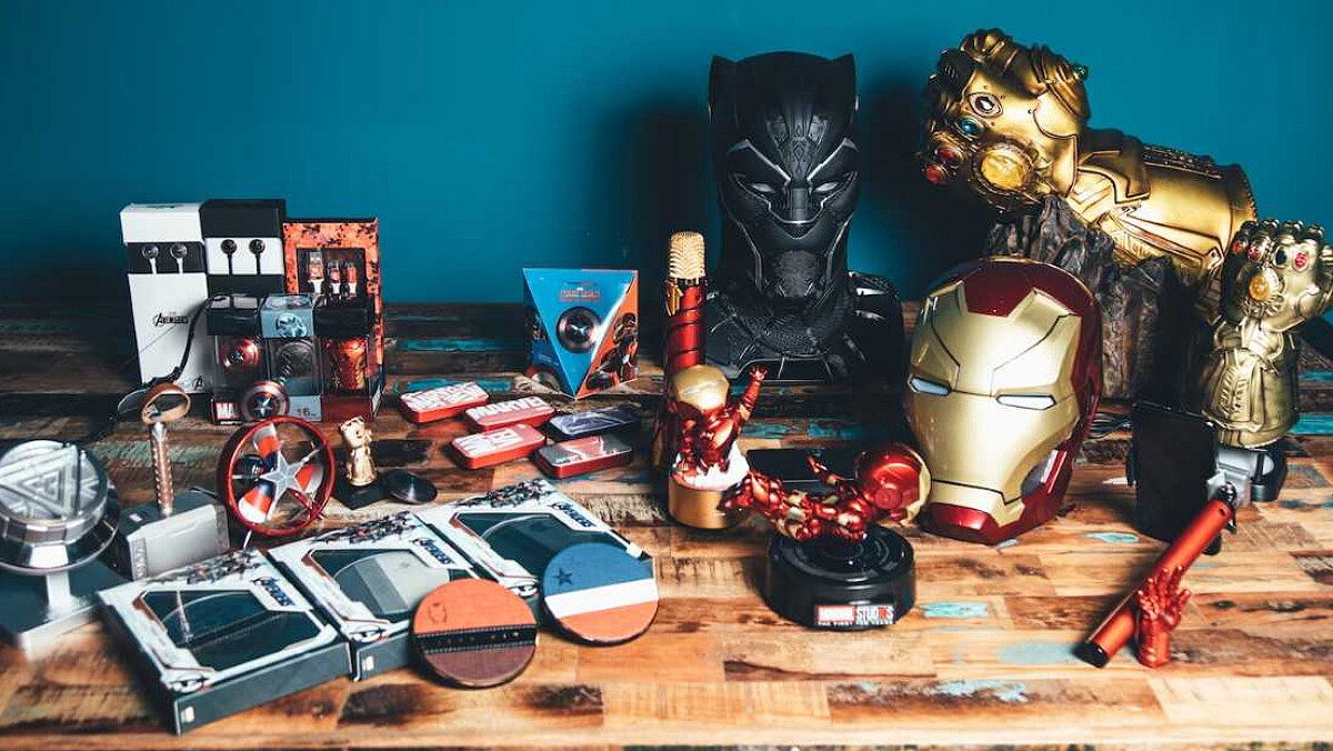 《復仇者聯盟》超過70款超強周邊商品來了！KK選物推出美國隊長迷你風扇、超帥1:1大小黑豹音箱