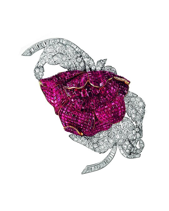 Van Cleef & Arpels 牡丹花胸針