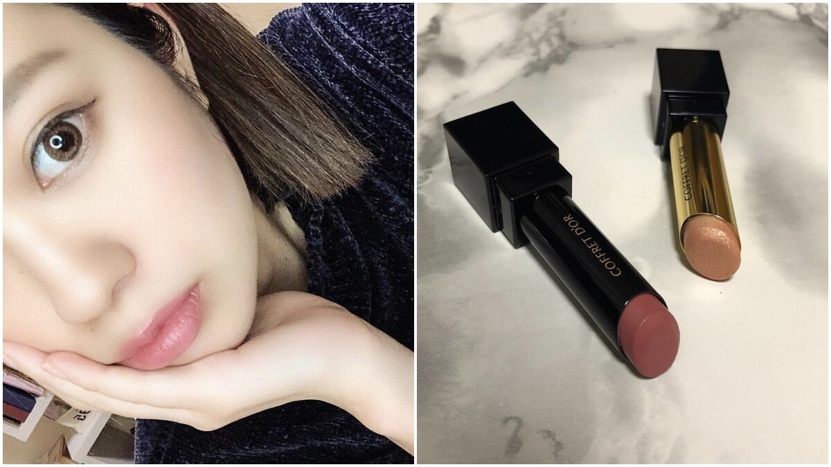 疊上佳麗寶水光我型口紅金黃色澤的GD-01，能將口紅色調整成適合暖色調膚色者。