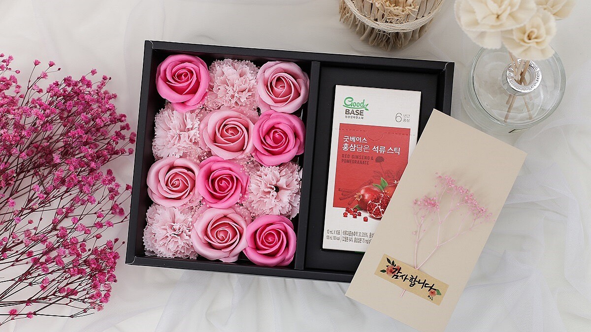 溫馨母親節就是要盡孝心！快去親手獻上正官庄GoodBASE「高麗蔘紅石榴飲」、「和愛樂 本」母女倆一起溫補好氣色好體力！