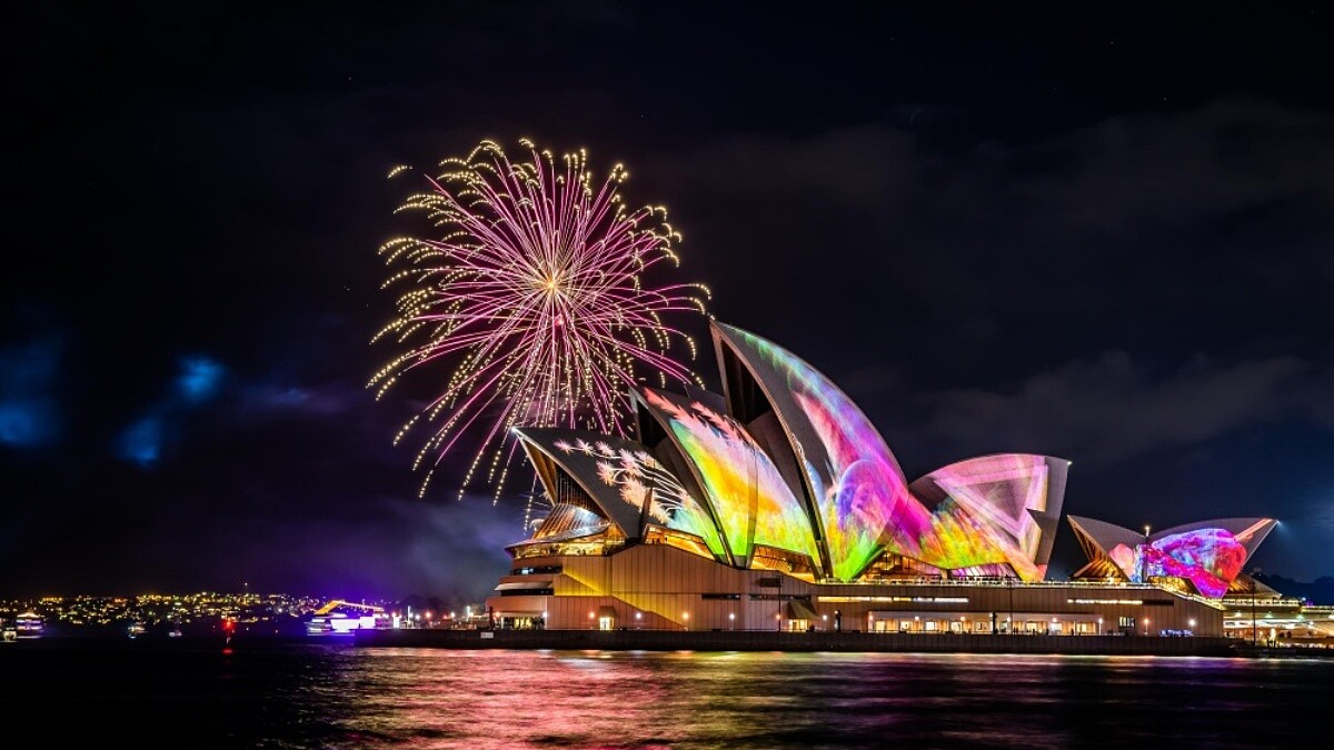 澳洲衝一波！煙火、燈光和胡迪和巴斯光年，長3公里的閃耀絕美光廊就在「2019繽紛雪梨燈光音樂節」！