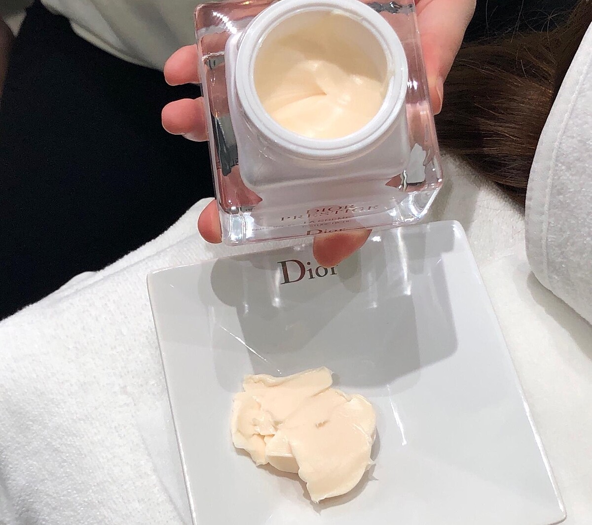 療程使用到半罐花蜜乳霜