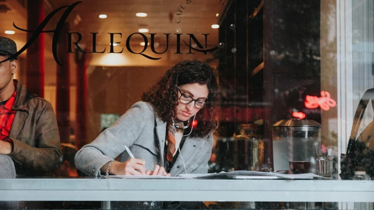 事情搞砸了該怎麼辦?除了道歉,用這4個步驟挽回老闆對你的信任