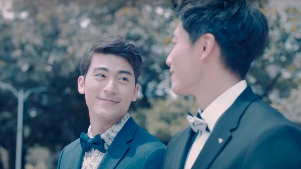 送給同志朋友的結婚禮物!戴愛玲〈暗了,亮了〉彩虹版MV超催淚:「在太陽下大方牽著手,不再只是夢。」