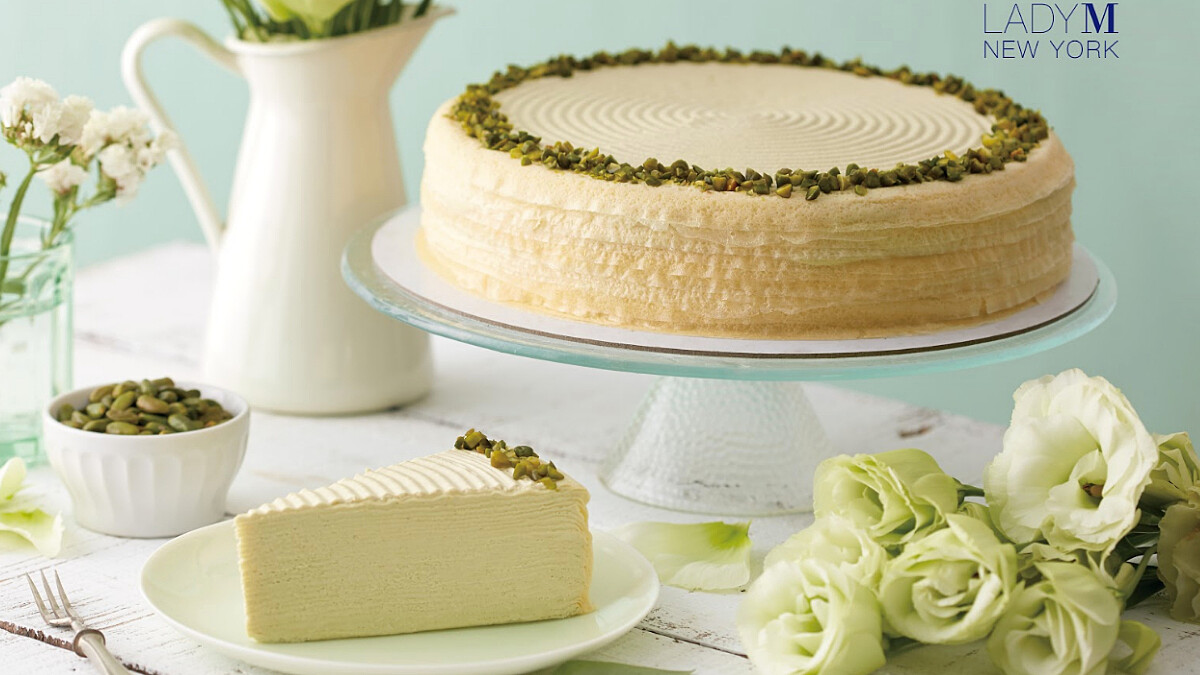 Lady M全新口味開心果千層蛋糕台灣也有了！同步首推檸檬蛋白霜蛋糕，酸甜女孩初夏必嚐新甜點