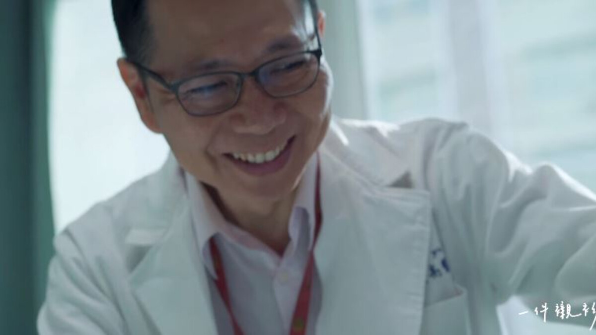 花了四十年，周旋於生死間，才找到行醫真諦。