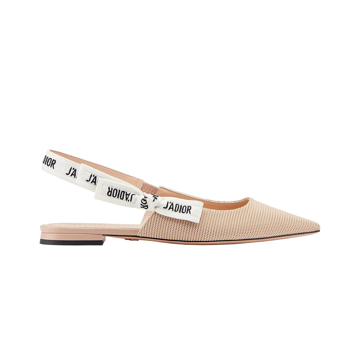 經典款 J'adior 裸色科技面料露跟平底鞋 NTD28,000。