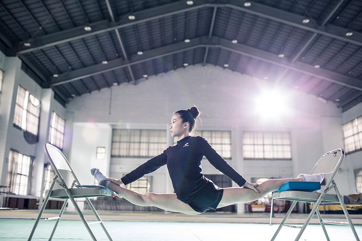 左恣瑜，17歲，東泰高中。148cm，38公斤，目標體重36公斤。韻律體操資歷10年。2018世界中學運動會國手。2019全國中學運動會「高女組韻律體操成隊競賽」亞軍。