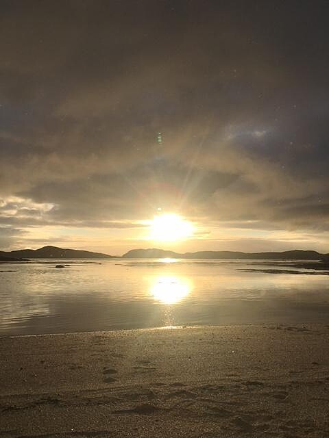 午夜時分,太陽依舊掛在天空