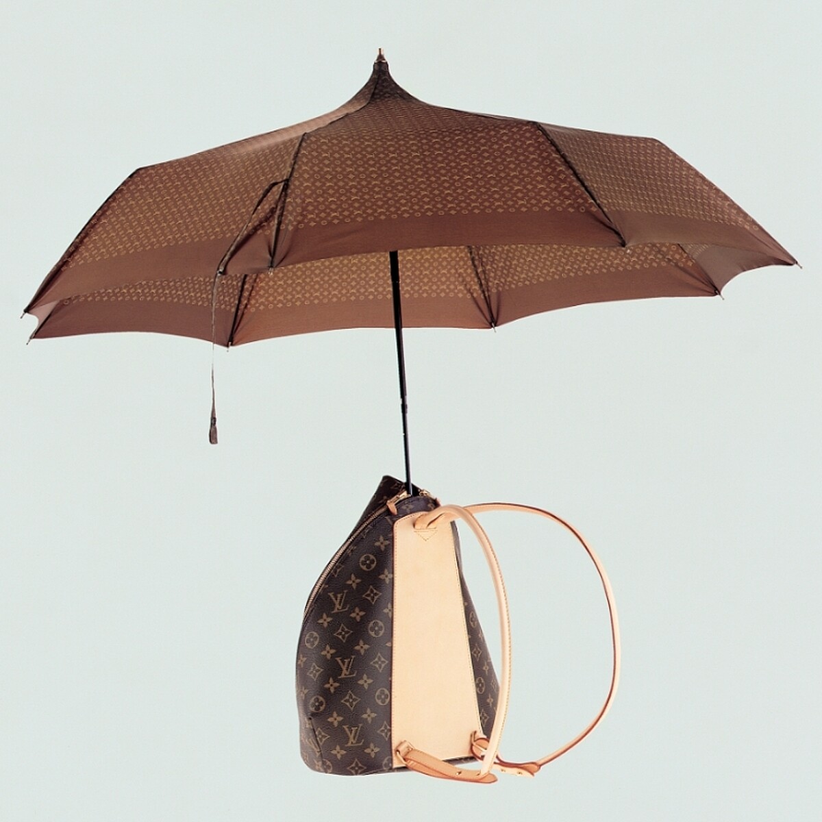 自配雨傘的奇幻包