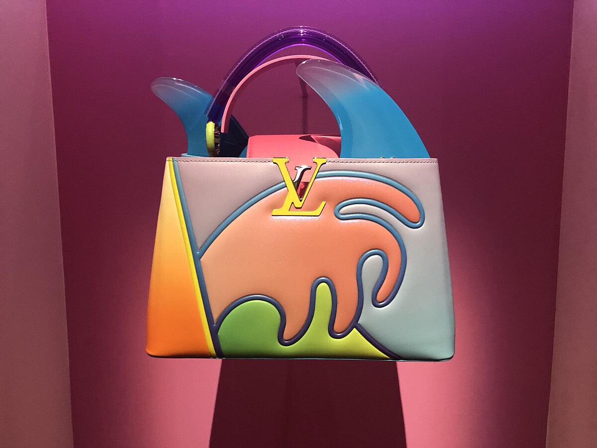 Alex Israel近期與LV常合作,但此款充分表現出他對洛杉磯、日落的愛