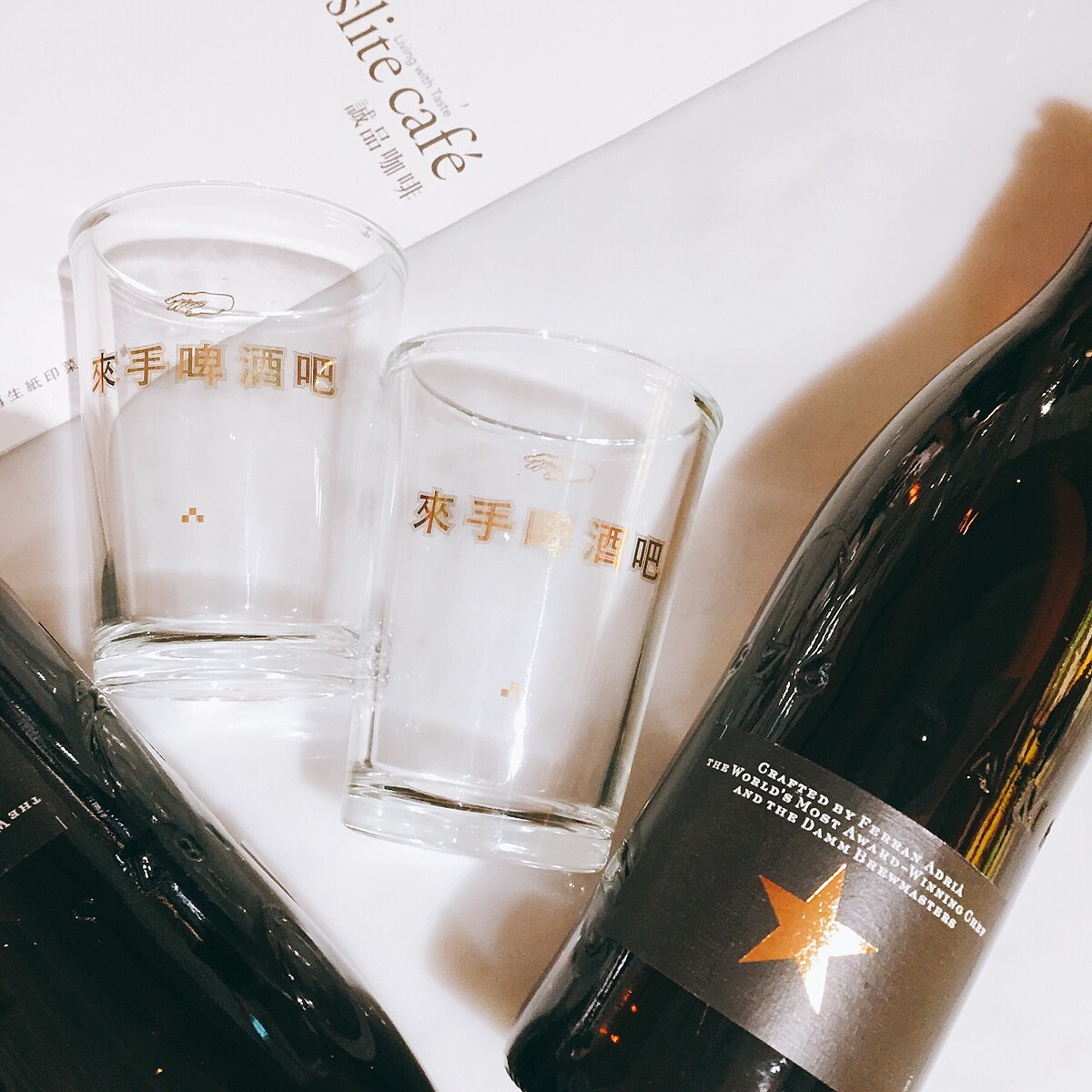 集滿六款章就能換啤酒杯!