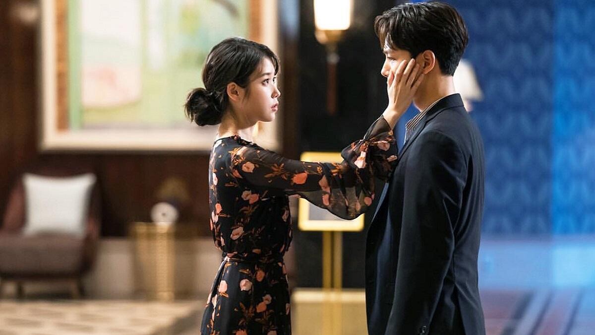 【鍾文音專欄】高壓之下產生的傷口，經常埋得很深，當時間的後作用力來襲，讓人比事發當下還不知痛上幾倍。