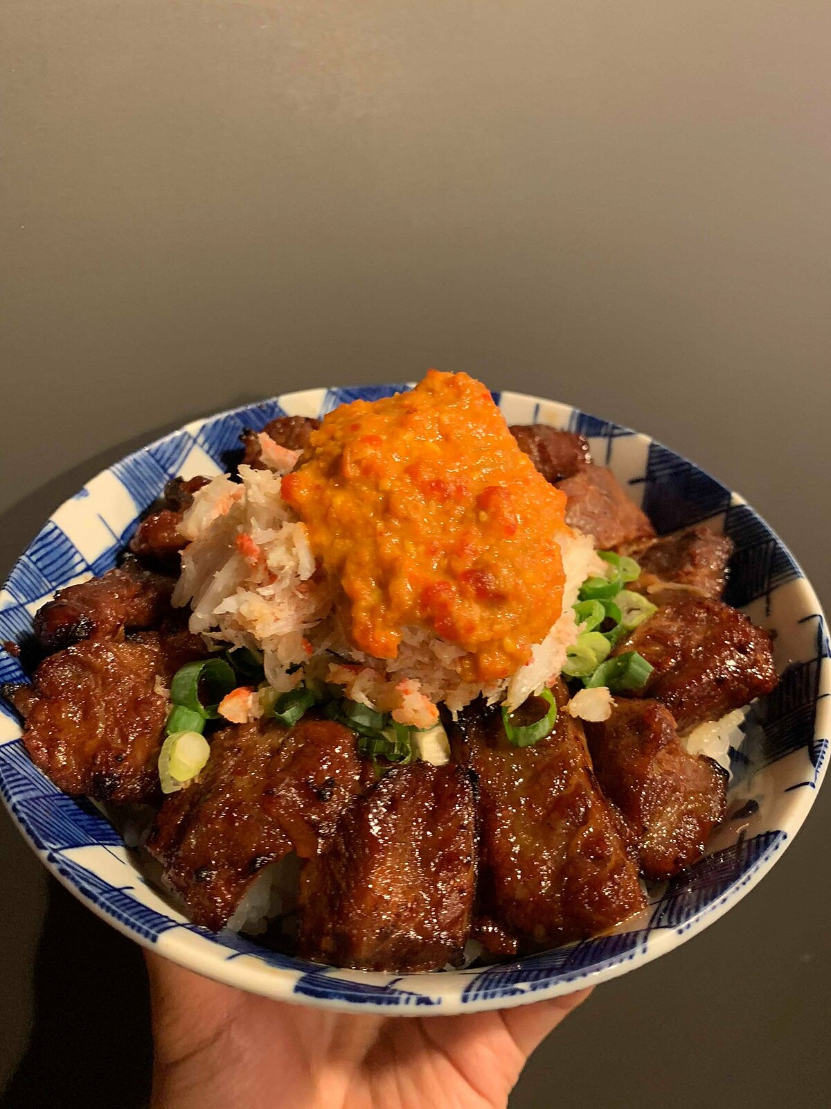 「松葉蟹牛肋丼 $390」