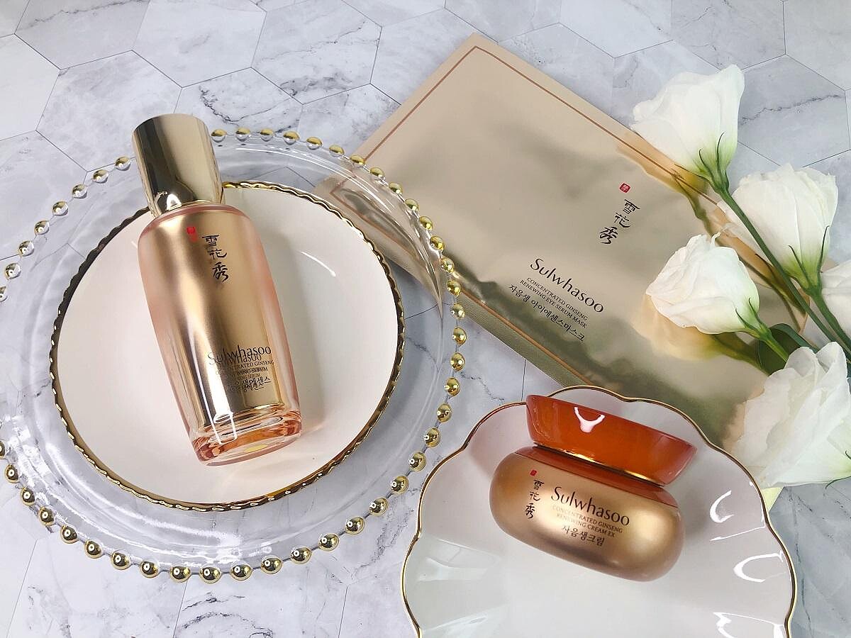 滋陰生人蔘 緊緻煥顏微導精露 50ml/NT$5,980 , 滋陰生人蔘 修護霜EX 60ml/NT$6,980 (滋潤型/輕潤型) , 滋陰生人蔘 精華亮眼膜8片 /盒 NT$2,180 , 滋陰生人蔘 修護眼霜EX 20ml/NT$5,280