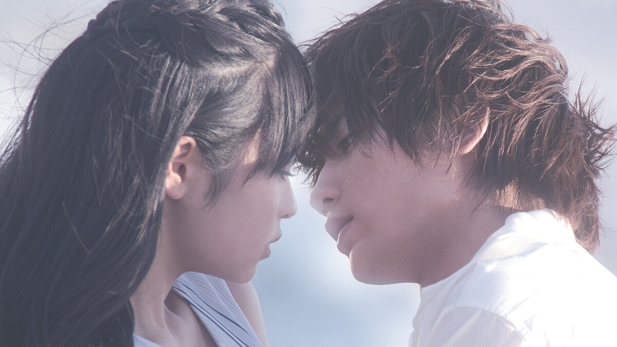 《在時間停止的世界相遇》2019年必哭奇幻愛情新片！美男板垣瑞生揪心告白：「我也想在傷停補時之外的時間見到妳。」