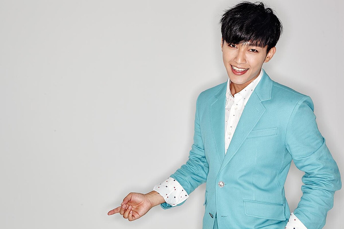 與男神炎亞綸的夏日邂逅