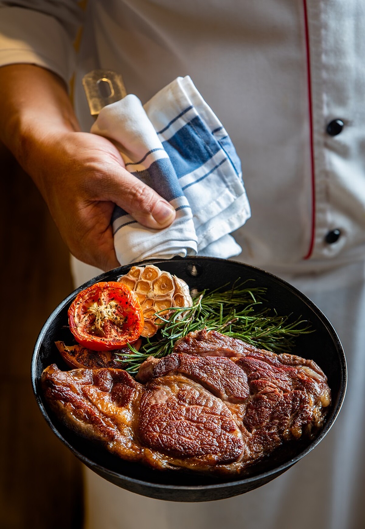 奶油乾式熟成澳洲穀飼100天肋眼，售價1,380+10%