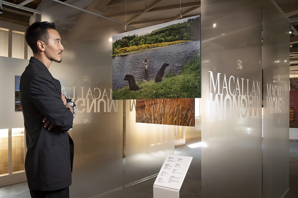 風格嘉賓王陽明更是帥氣出席莊園攝影展開展記者會