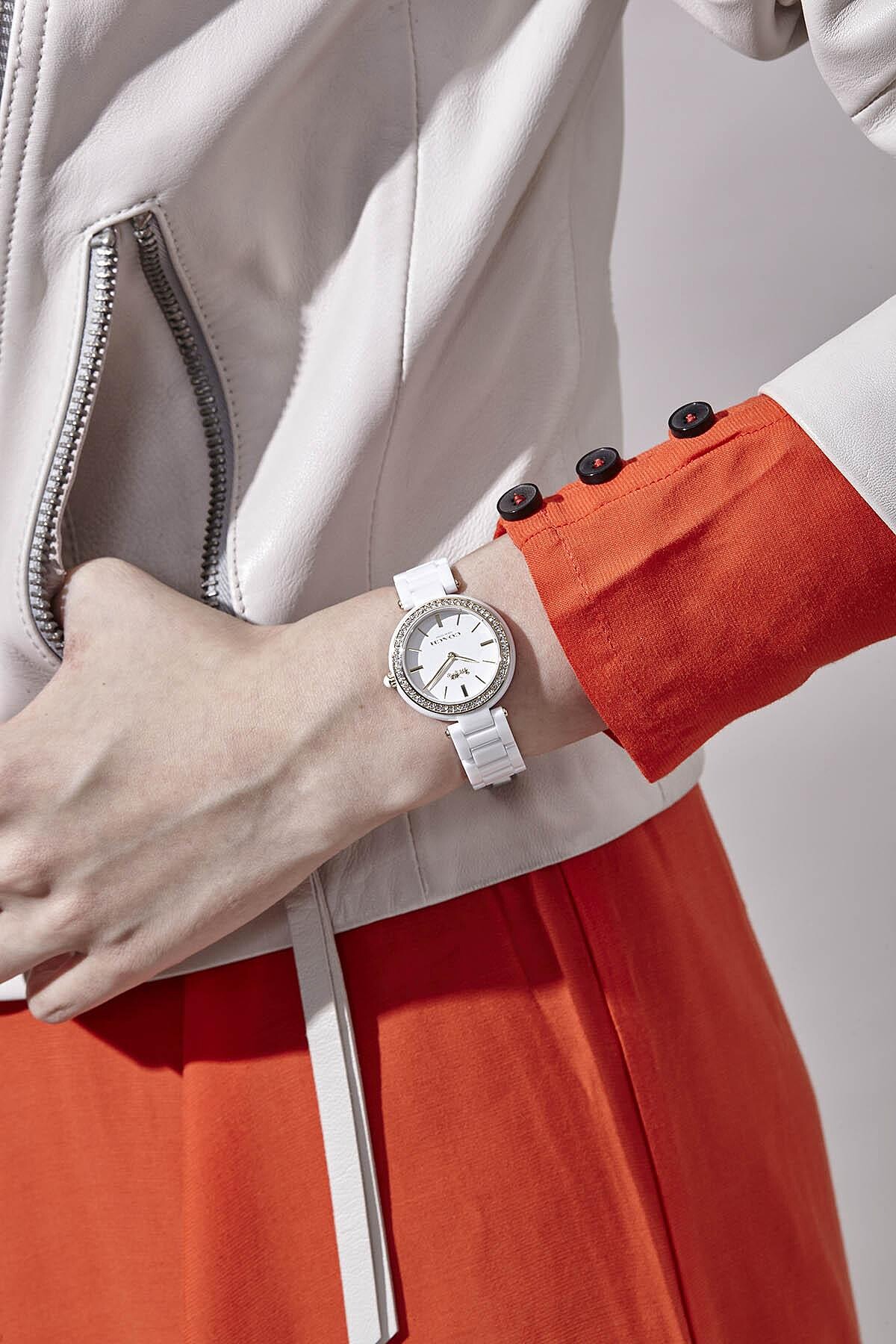 Park系列白色陶瓷腕錶，NT11,800。