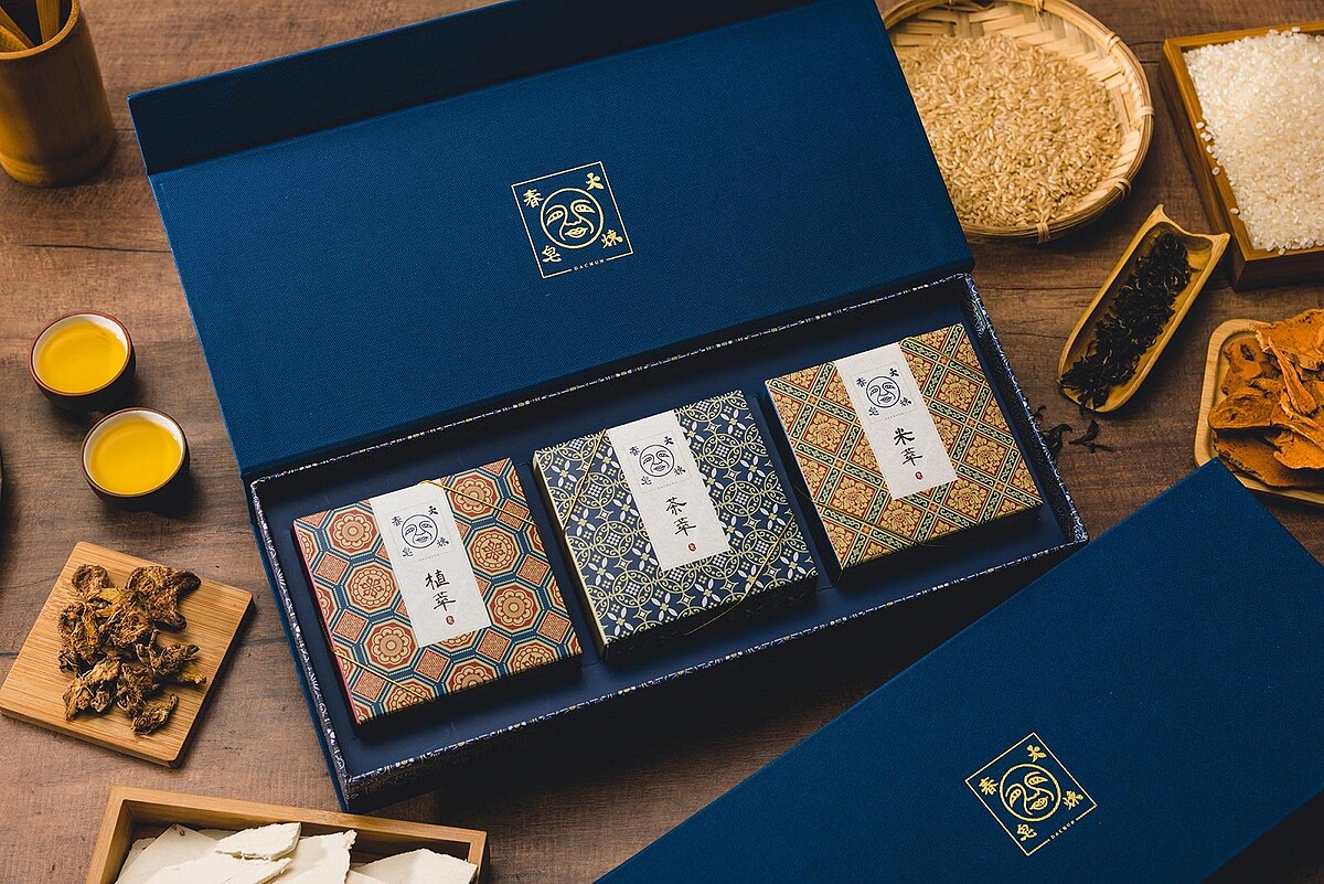 誠品生活expo「台味好禮」期間限定店|大春煉皂|稻埕時光經典禮盒|推薦價900元。