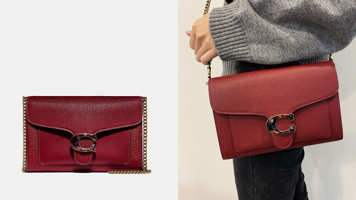 Coach深紅色Tabby鏈條手拿包，NT13,800