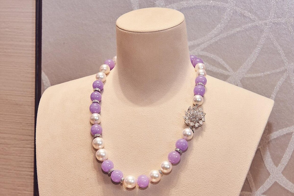MIKIMOTO 頂級珠寶系列–紫羅蘭翡翠南洋珍珠項鍊,參考價格NT$57,500,000