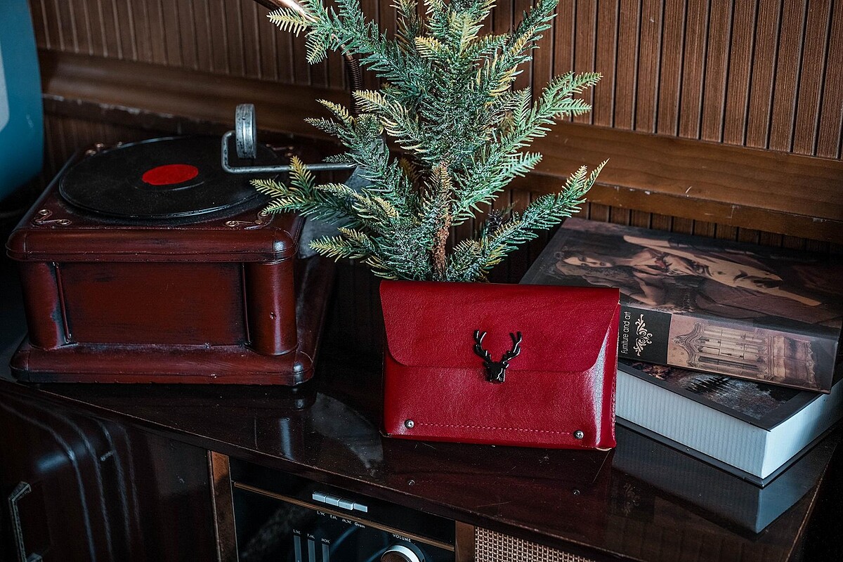 聖誕麋鹿手拿包手作體驗課程|特價2,480元|原價2,680元。