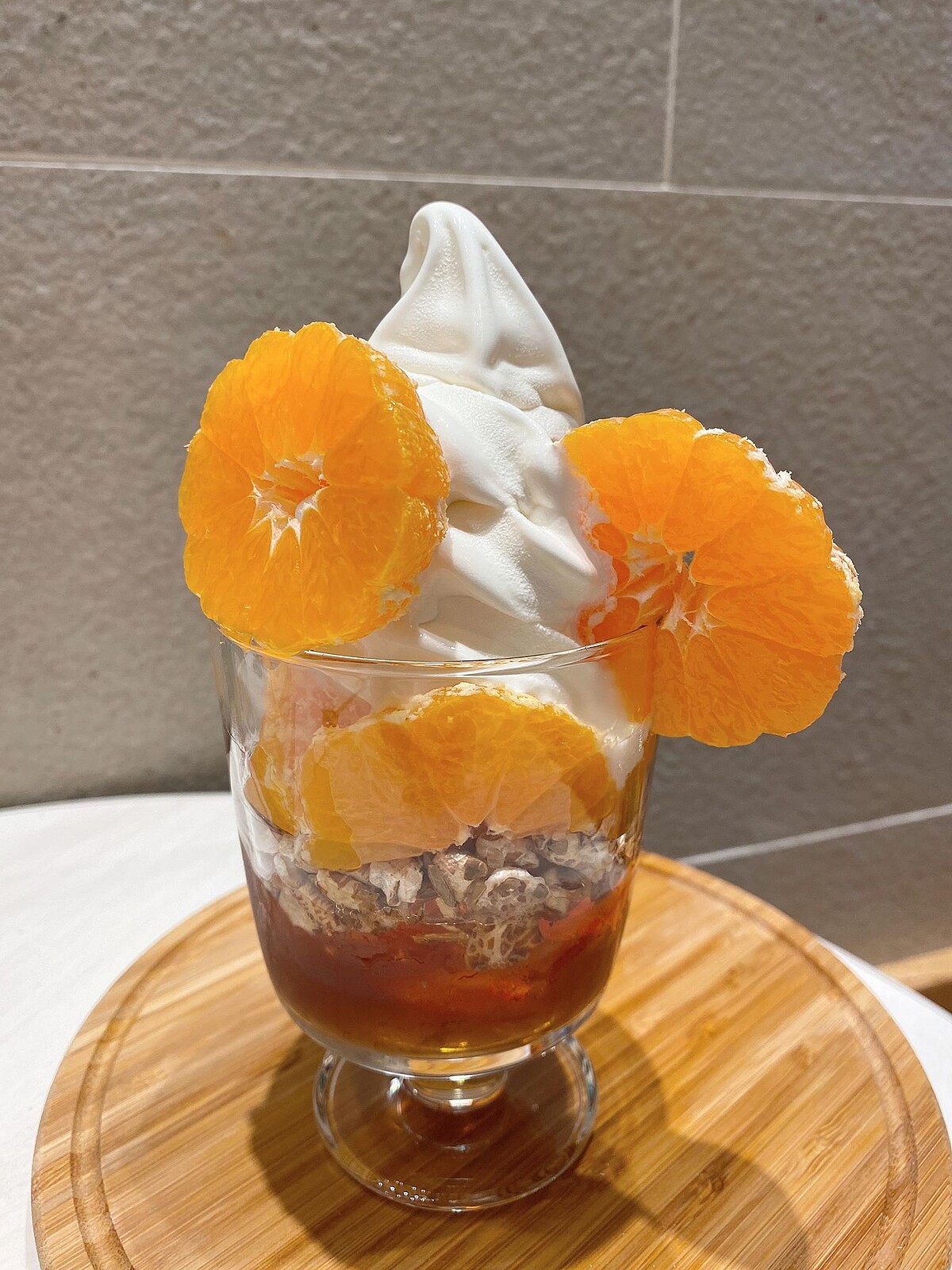 日本蜜柑聖代 180元