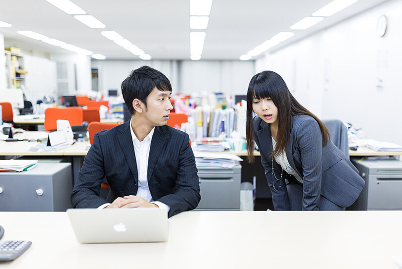 當「討好別人」變成一種病…職場不該幫的就別幫，每個人都有自己的造業要扛