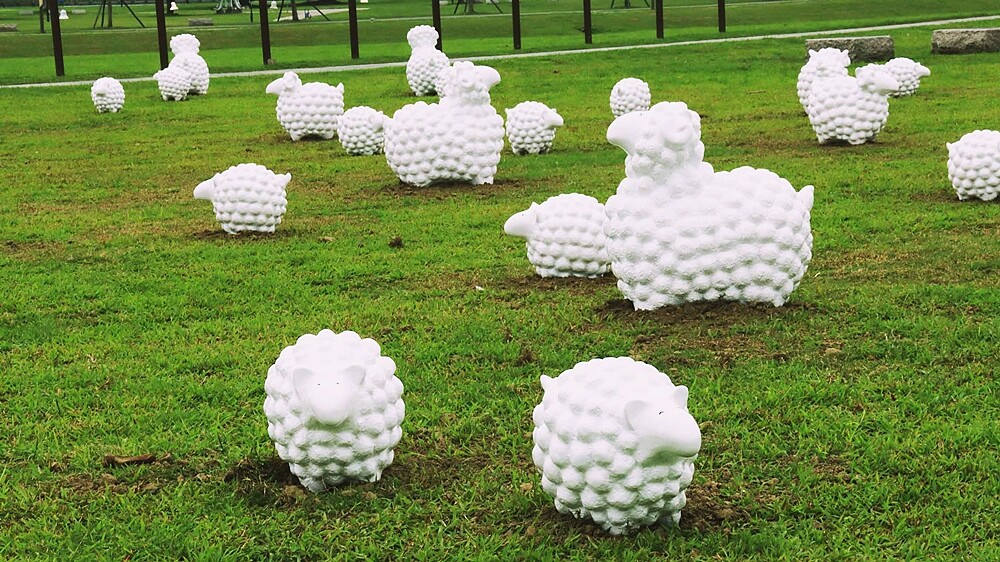 新北大都會公園出現60隻羊咩咩！超可愛藝術品快閃4個月，成最新療癒打卡景點