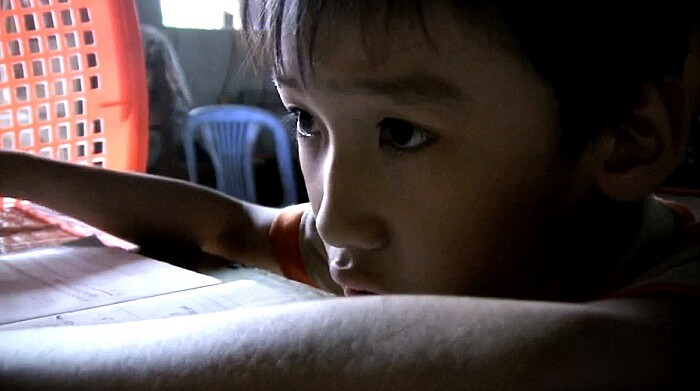 《失婚記》劇照：老公開車撞到人，叫我回越南待產。公婆不幫他賠錢，被抓去關。出來後說要工作賺錢再接我回台灣，但婆婆說不必回來了。我兒子九歲了，從來沒有見過他的爸爸。