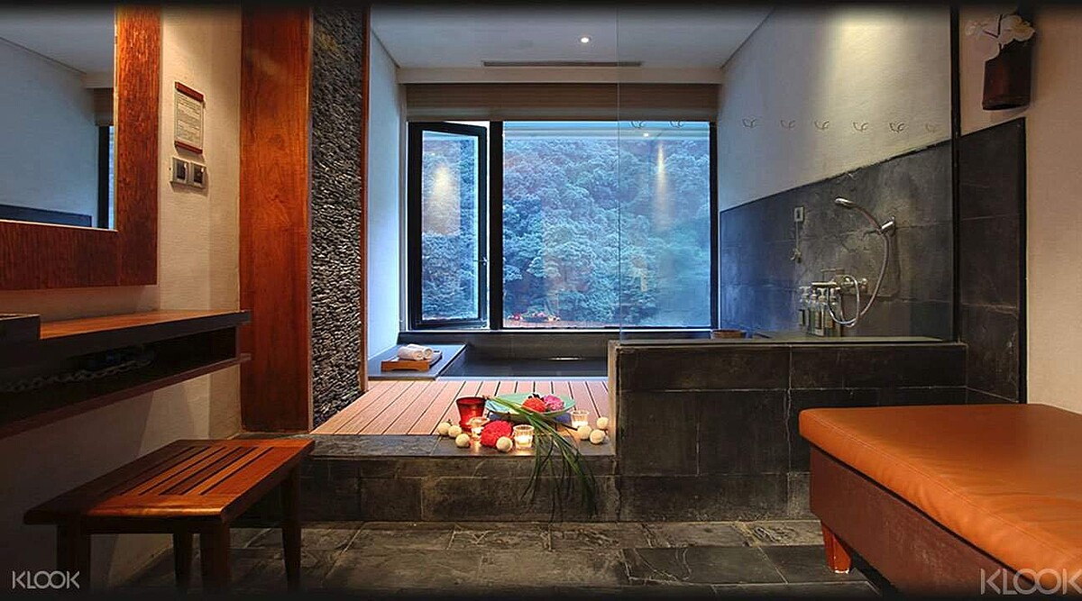 獨立湯室也能享有絕佳視野和風景