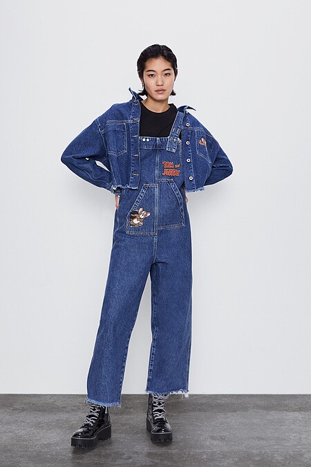 吊帶褲（NT$1,990）