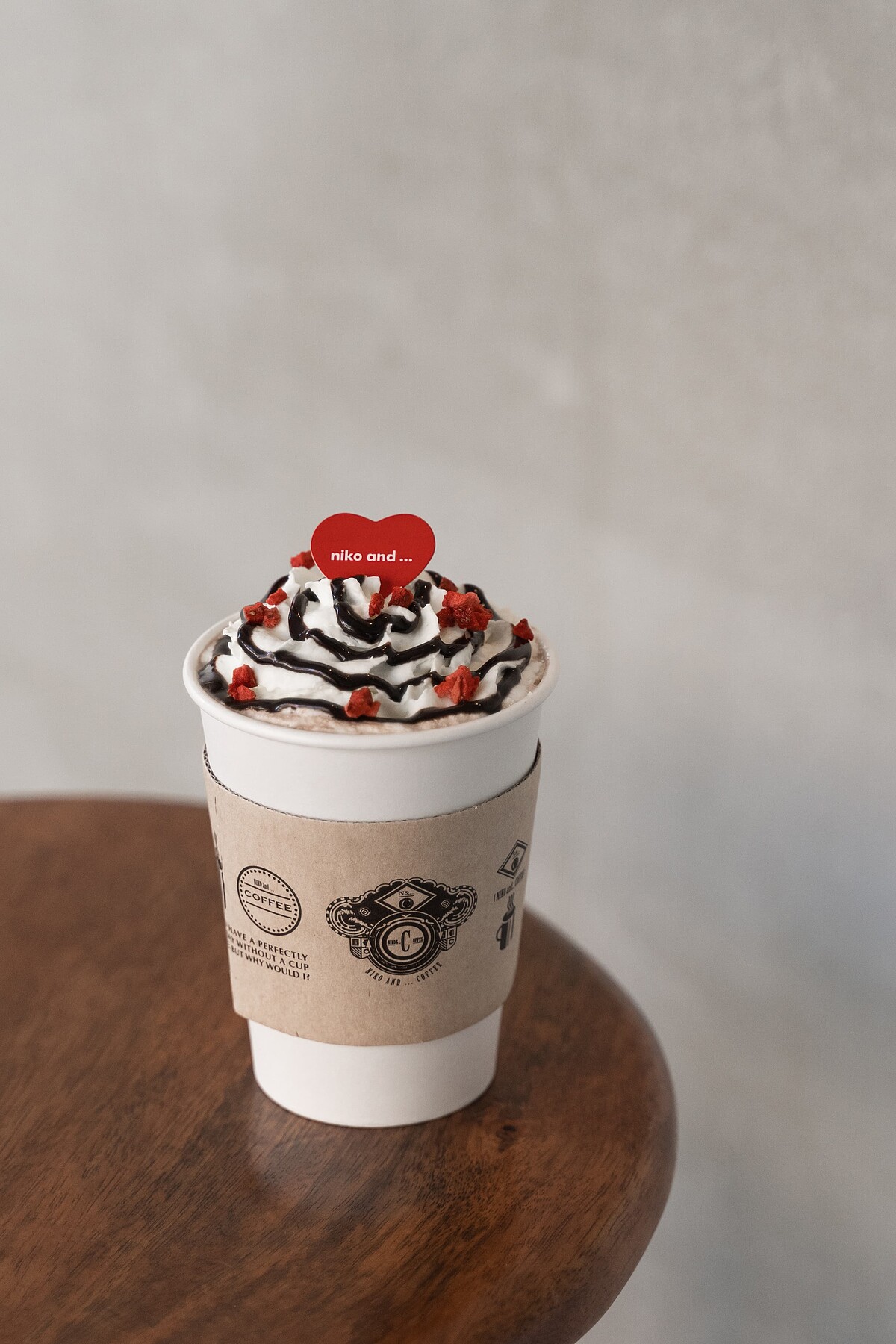 niko and ... &times; HERSHEY&rsquo;S熱可可