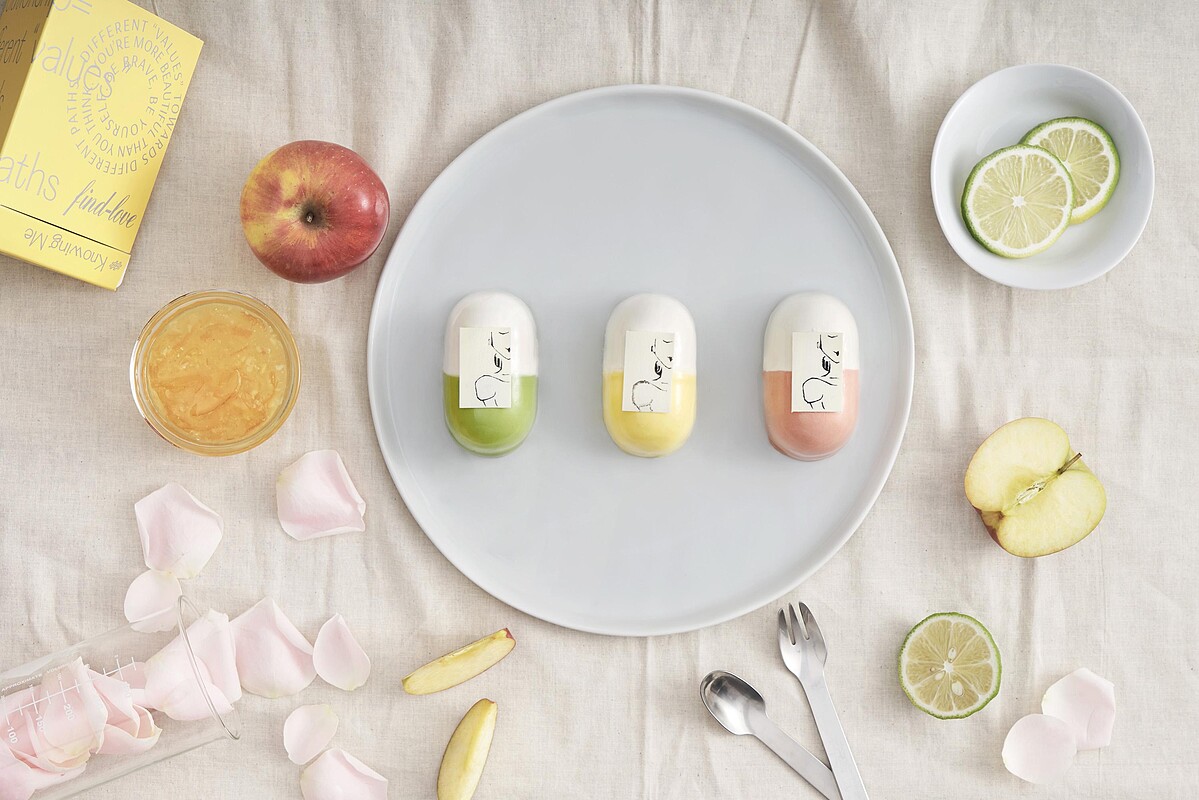 # Knowing Me法式膠囊甜點：Appearance (外表)、 Relationship (感情)、Equality (平等)。由右至左。