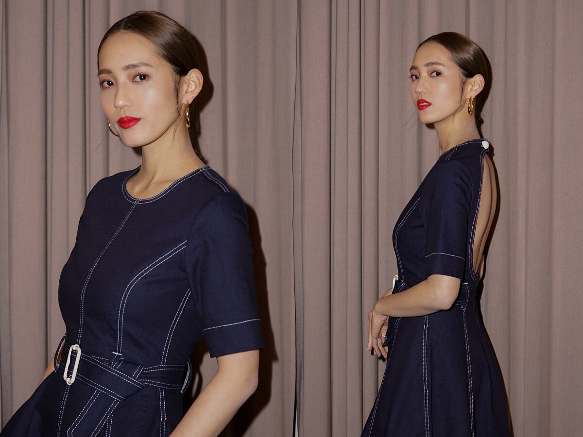 王棠云最喜歡這件挖背洋裝的設計細節竟然是口袋。