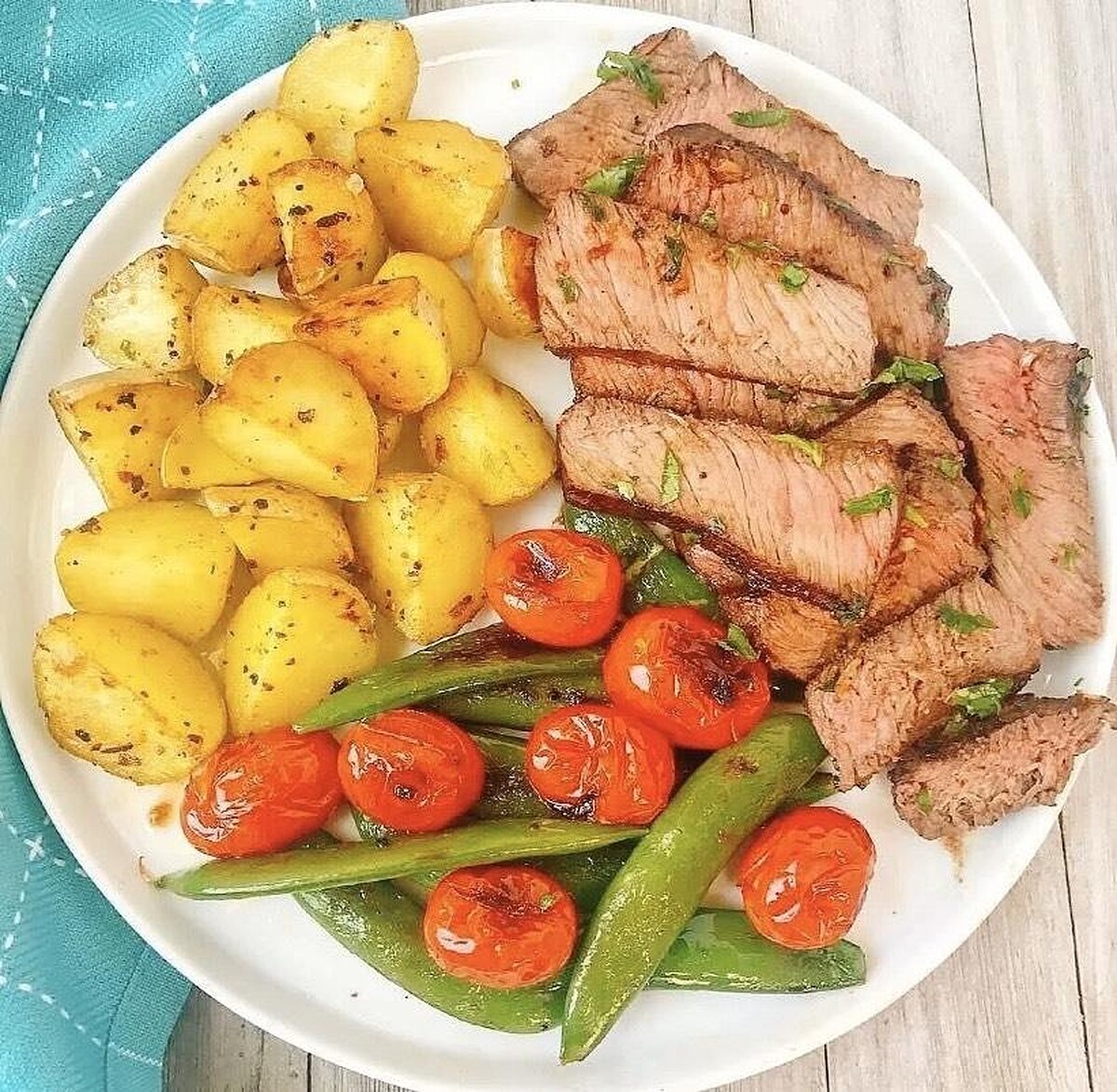 野百合也有春天@小紅書