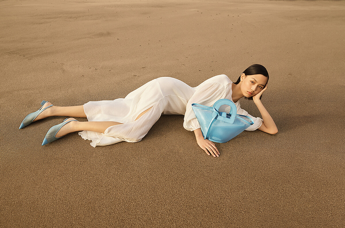 後綁帶透視高跟鞋（NT$1,790）