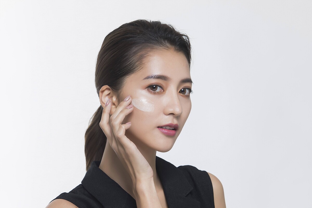 TOM FORD 星光飾底乳 NT$2,650