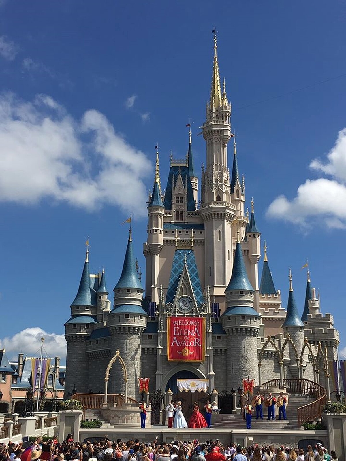 灰姑娘城堡是奧蘭多迪士尼、東京迪士尼獨有的經典地標